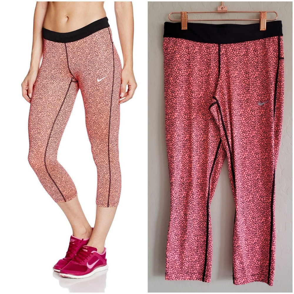 Nike Dri-fit Relay Crop‎ Running Leggings
Small